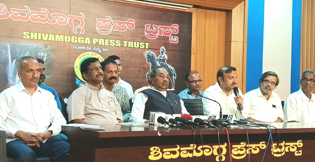 Eshwarappa criticises Congress over the SIR issue