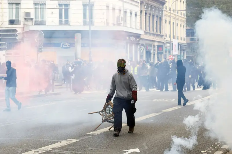 France braces for fresh stir after unrest