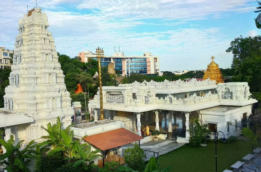 SC to hear review plea in ISKCON temple case     CH NEWS BENGALURU The Supreme Court has agreed to hear a review plea challenging its 2025 verdict on ownership of the Hare Krishna temple in Bengaluru. A bench comprising Chief Justice Surya Kant and J