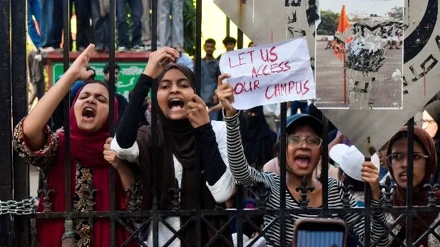 Jamia Students Continue Protest, Alumni Extend Support
