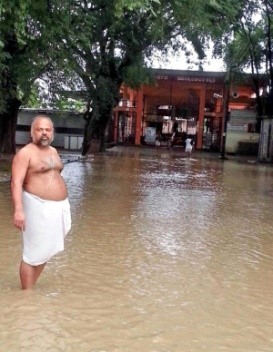 Oppateshwar Lake Bursts in Madiyala, Floods Over 50 Houses