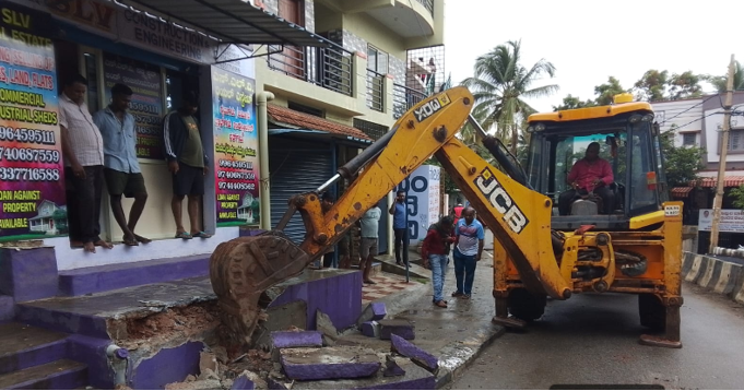 232.85 km of footpaths cleared in BNCC limits