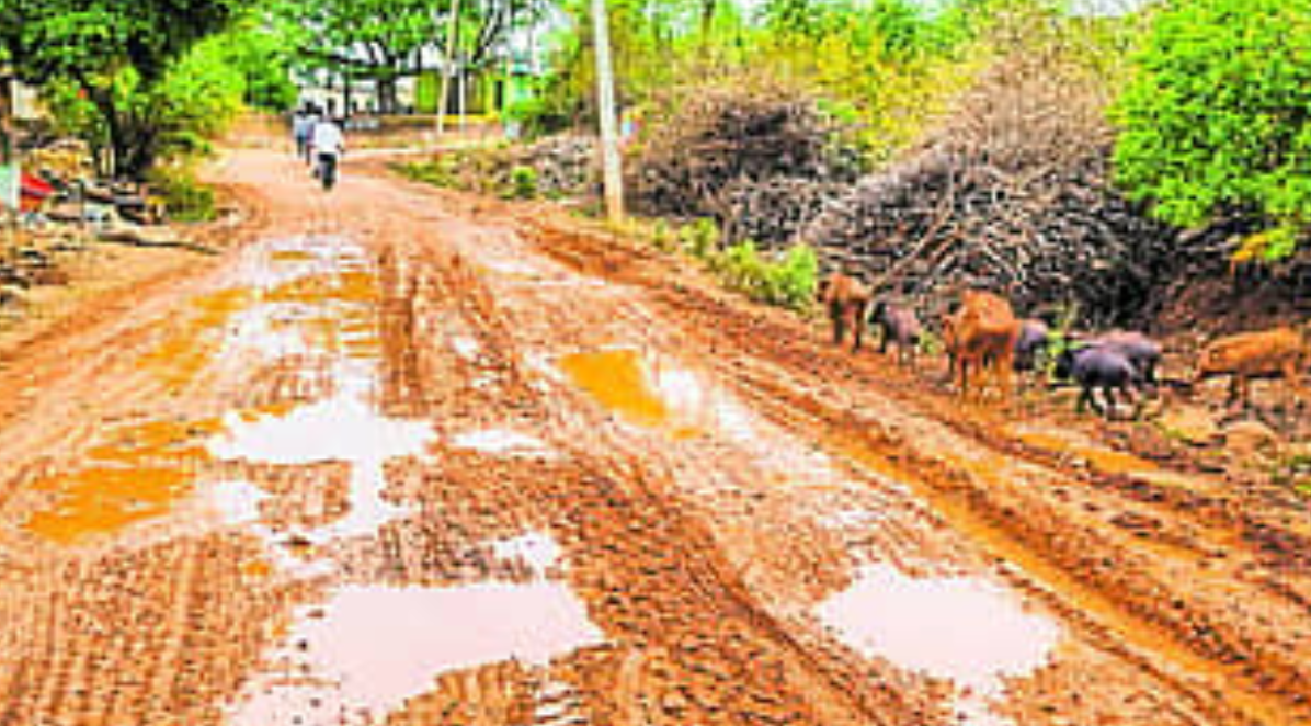 Farmers struggle due to damaged transport routes