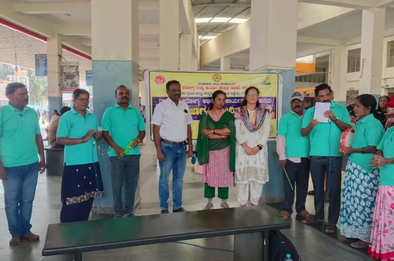 Street play raises awareness on national health programs