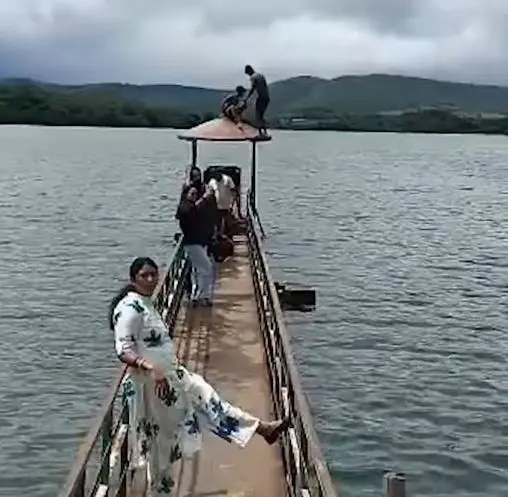 Tourist Recklessness at Ayyanakere Sparks Safety Concerns