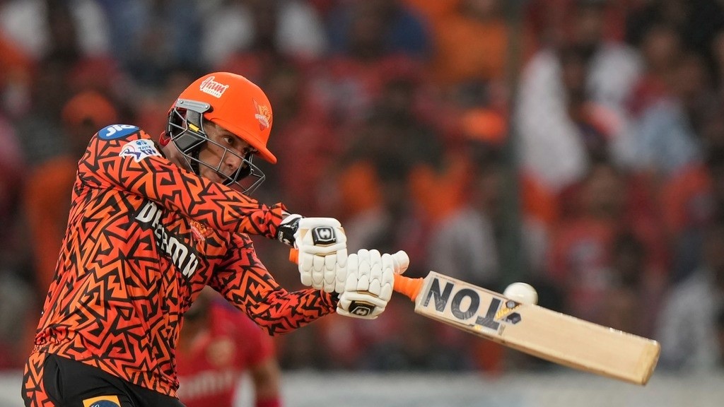 Batters on fire as SRH top table
