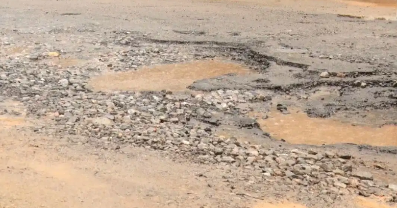 Madikeri roads crumble, commuters face daily ordeal