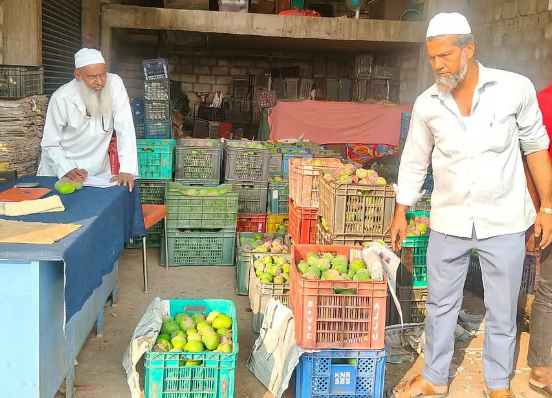 Mango Season Begins, Markets Gear Up for Arrival