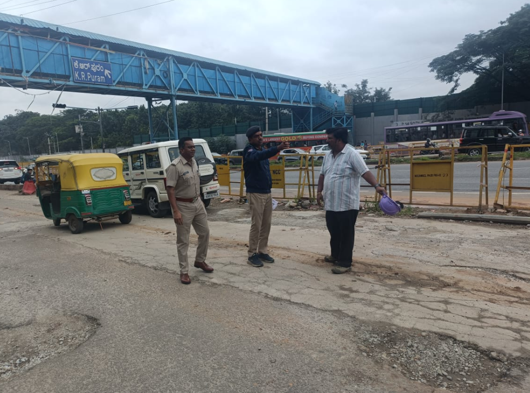 Inspection held at Kempapura metro construction site to prevent traffic snarls