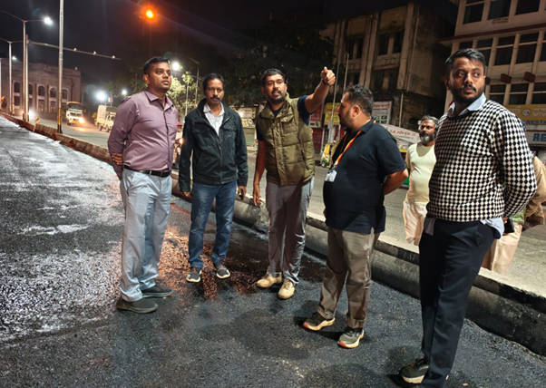 GBA Commissioner Rajendra Cholan Inspects Road Asphalting Work Near Town Hall