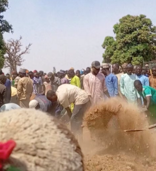 Nigeria deploys army after deadly jihadi attack kills 170