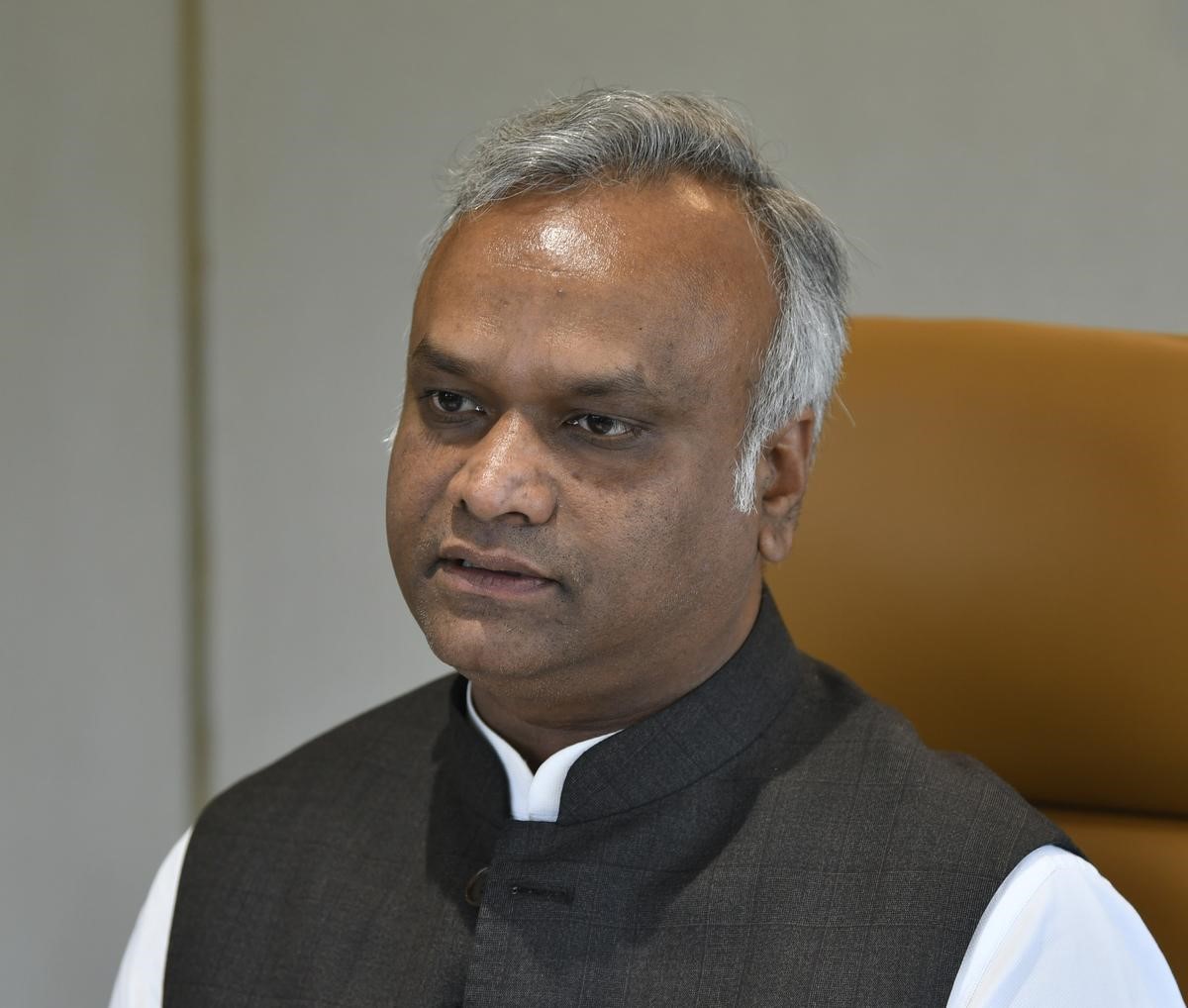 High command to clear Karnataka power confusion