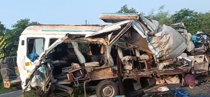 Four musicians from Gujarat killed in a road accident