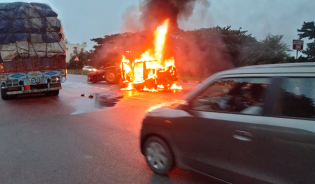 One dead, 11 injured in 2 separate accidents