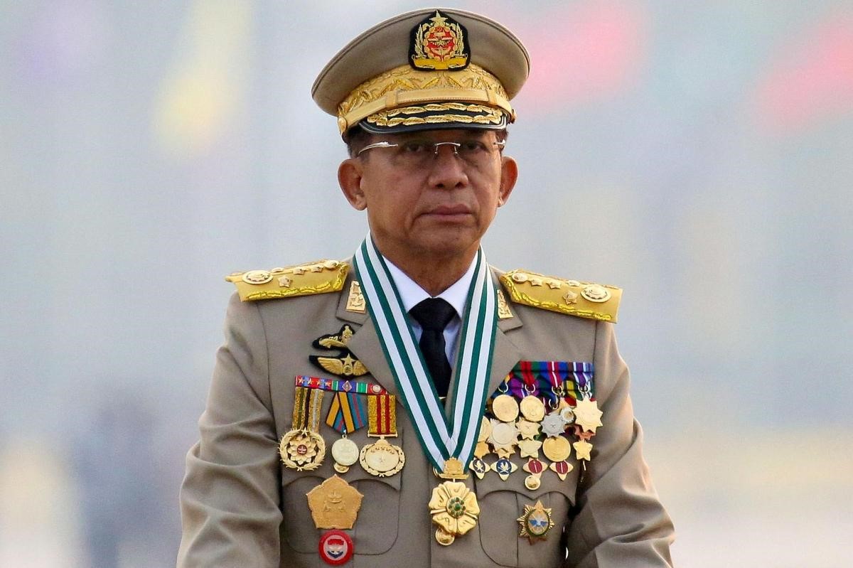 Min Aung Hlaing moves toward Presidency