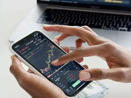 Market rally boosts value of top eight firms