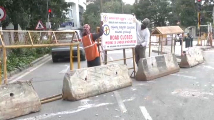 Race Course Road shut, expect severe delays