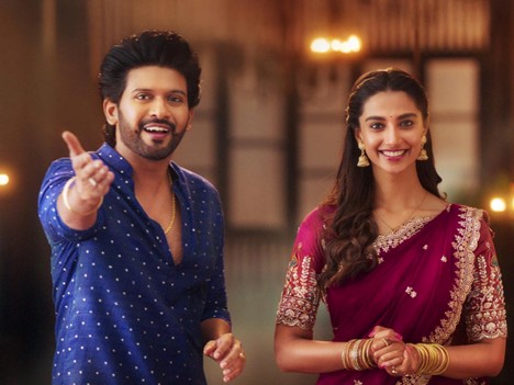 Anaganaga Oka Raju set for Sankranthi release