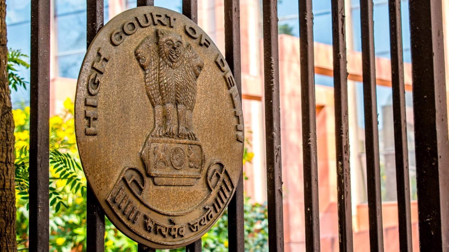 Delhi HC Rules Wife Cannot Be Presumed Earning