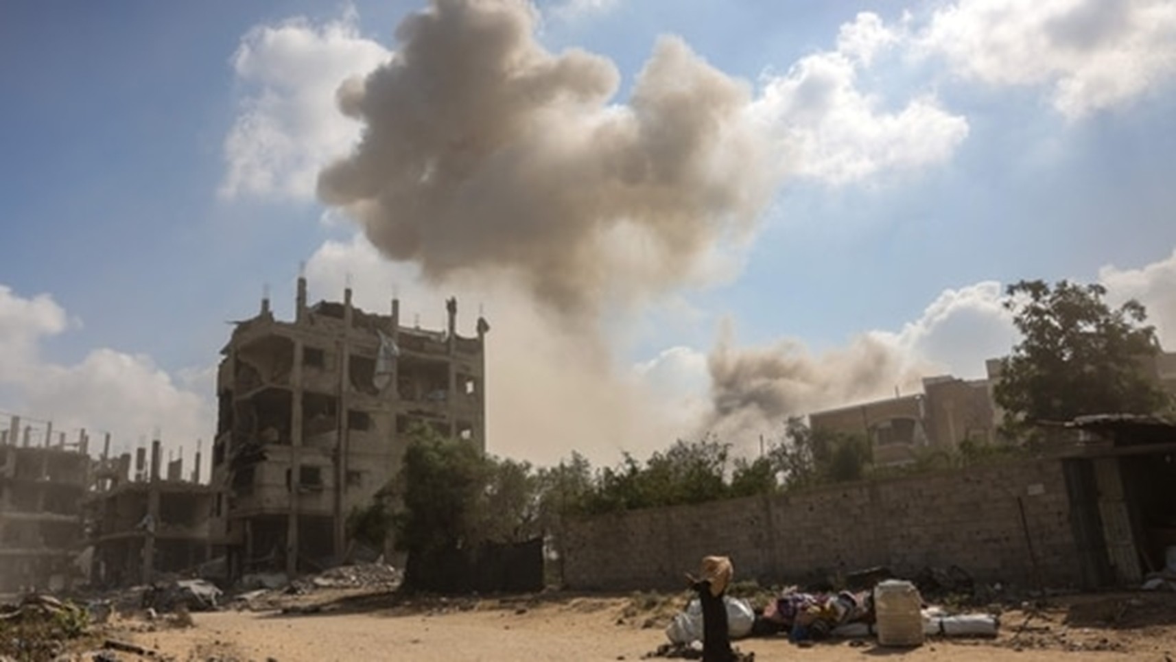 Israeli Airstrike on Gaza Hospital Kills 20, Including 5 Journalists