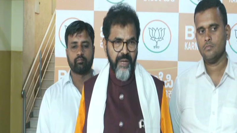 Chalavadi urges CM resignation over Dharmasthala case