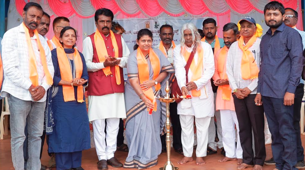 Folk art reflects cultural values of people: Savita Amarshetty