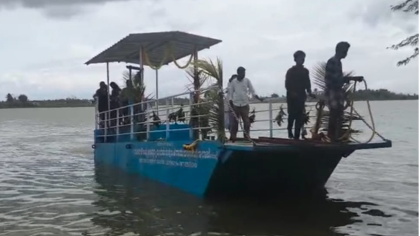 Boat service resumes, but bridge dream remains