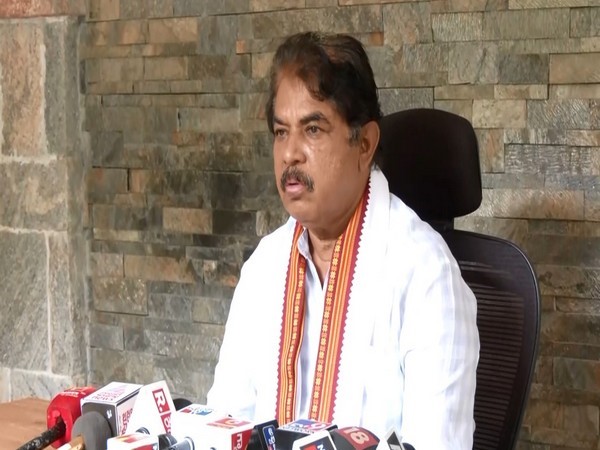 Ashoka Demands CBI Probe as Judges Flag 63% Corruption in State