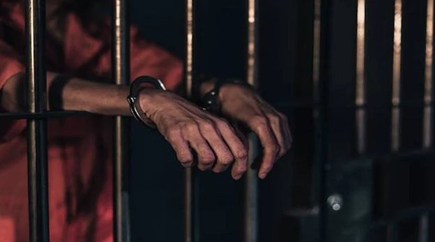 Some Nepal jailbreak fugitives return to prison