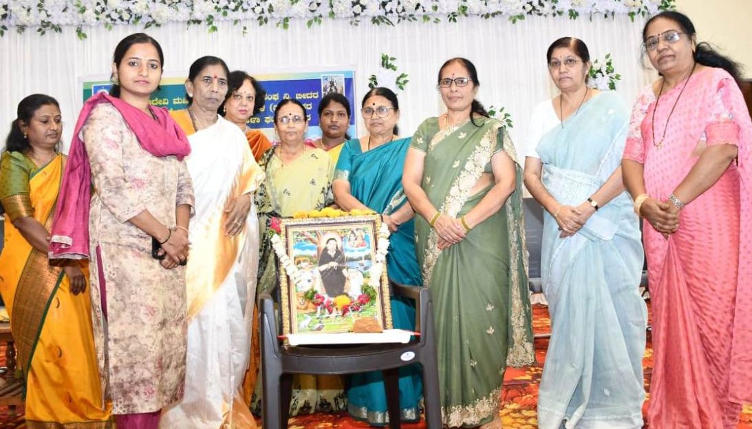 Women should make the best use of opportunities: Sharada Malge