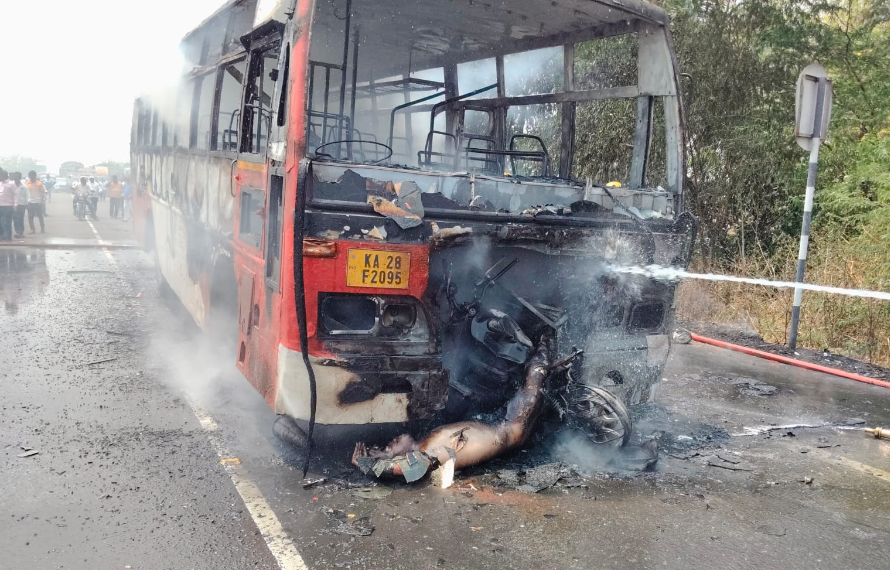 Bike Rider Burnt Alive in Bus–Bike Head-on Collision