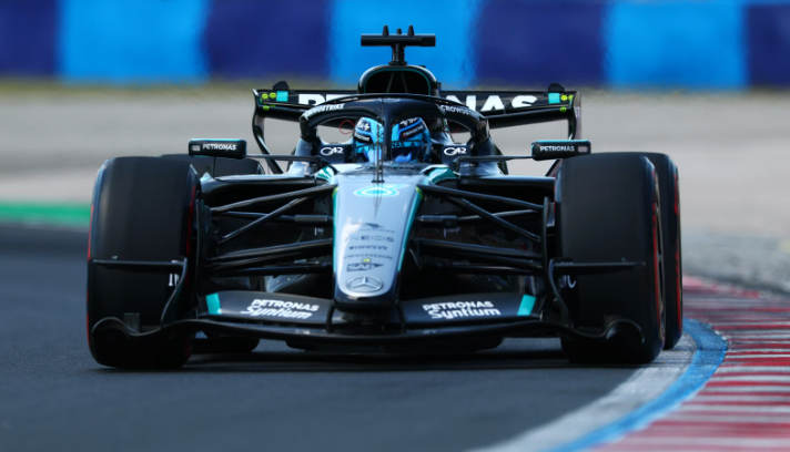 Water leak triggers Russell’s power unit swap