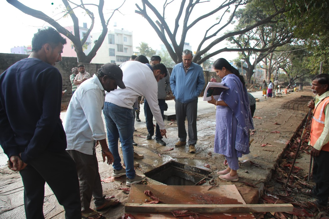Complete white topping road quickly: Maheshwar Rao