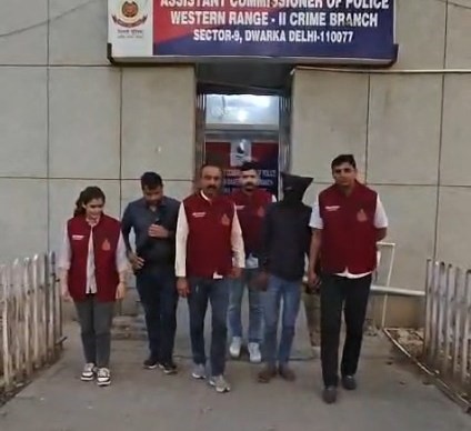 Delhi cops arrests proclaimed offender in Alipur murder case