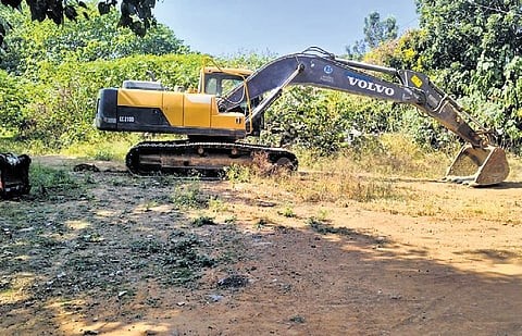 Bulldozers in Cantonment railway land raise fears over tree felling