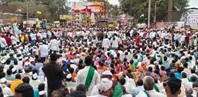 Farmers Stage Protest in Support of Jai Kisan Market