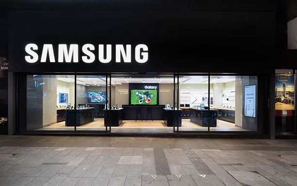 Samsung India asks 100 executives to leave
