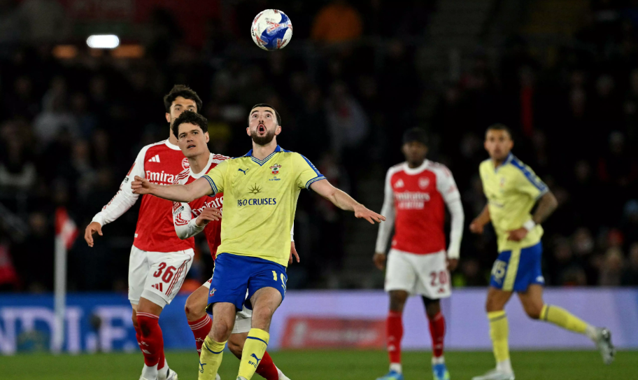 Southampton shock Arsenal, City cruise into FA Cup semifinals