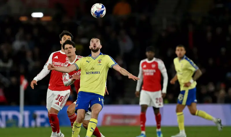 Southampton shock Arsenal, City cruise into FA Cup semifinals