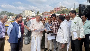 Transport Minister Ramalinga Reddy Conducts Surprise Inspection at Kempegowda Bus Stand