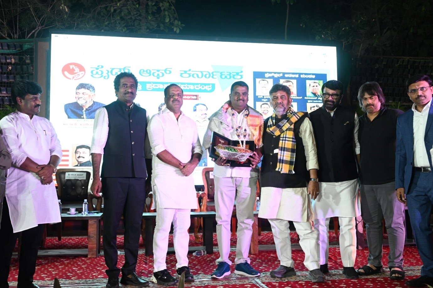 Udayakale CEO D.B. Basavaraju conferred Karnataka Award by Press Club
