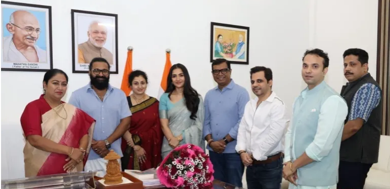 Rishab Shetty, ‘Kantara 1’ Team Meet Delhi CM