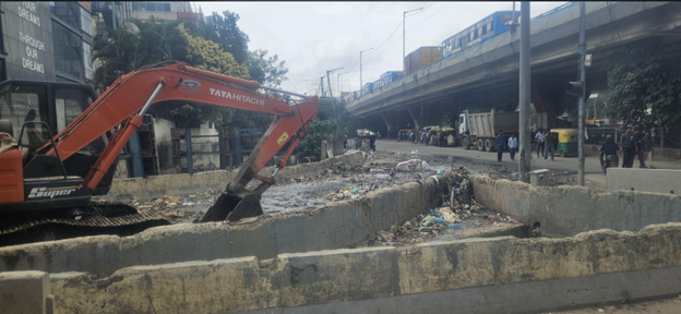 Silk Board Junction Turns ‘Symbol of Garbage’, Frustrating Residents