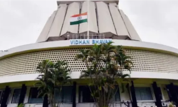 Maha monsoon session opens amid political turmoil