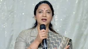 Women's Commission appeals CM to ban liquor sale