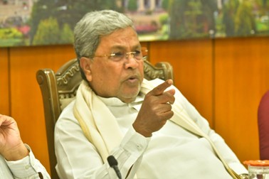 Siddaramaiah Sets October 7 Deadline for Karnataka Caste Survey