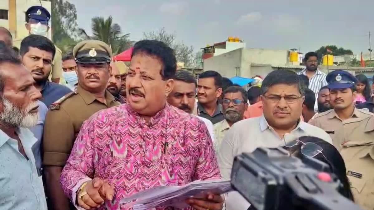 Audio proof exists of ₹4 lakh demand to build hut in Kogilu Layout: SR Vishwanath
