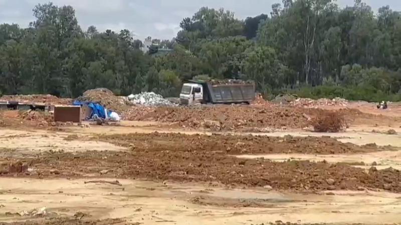 Anekal encroachment bid foiled, 4 vehicles seized