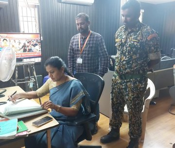 Joint Commissioner reviews public complaint redressal