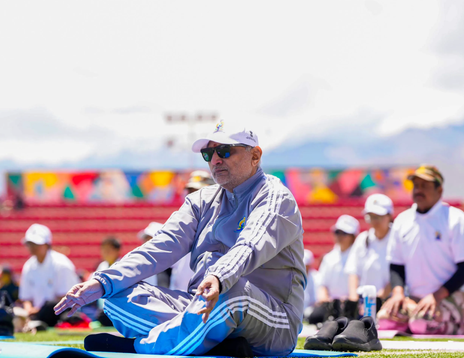 VP advocates daily yoga for healthy living